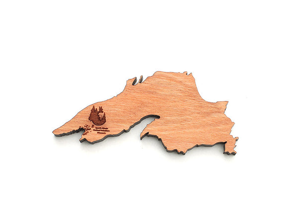Good Earth Outfitters Lake Superior Magnet - Nestled Pines
