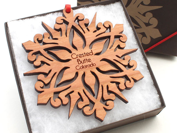 Casa Bella Crested Butte Fleur-de-lis Snowflake Ornament Gift Box